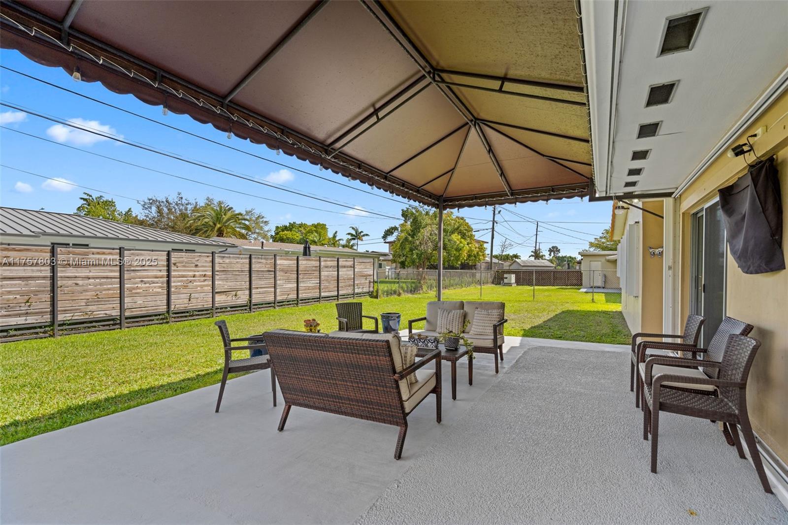 LOLADERO ESTATES - Residential