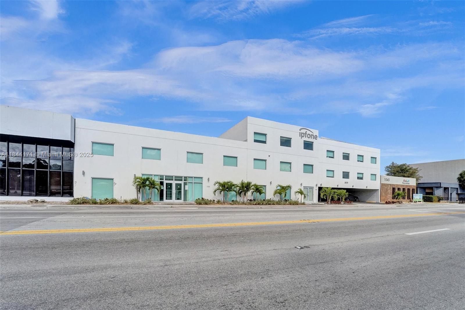 Modern office space in a sleek, contemporary building in the heart of North Miami. Bright and open with natural light, impact/soundproof windows, and stylish gray porcelain floors. Flexible open layout—owner willing to customize/remodel to tenant’s needs. Gated parking, 24-hour access. Prime location just 15 minutes to Downtown, Beaches, and Aventura. Ideal for professionals seeking a clean, modern work environment in a convenient, central area