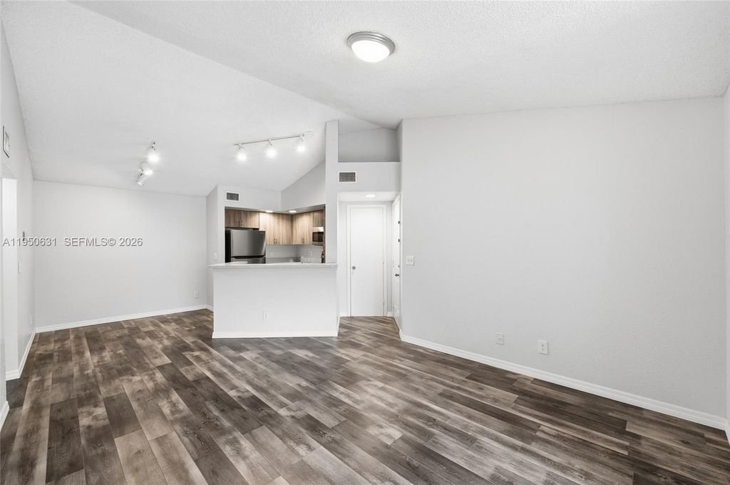 Photo of 437 Vista Isles Dr #2224, Sunrise, FL 33325 (MLS # A11950631)