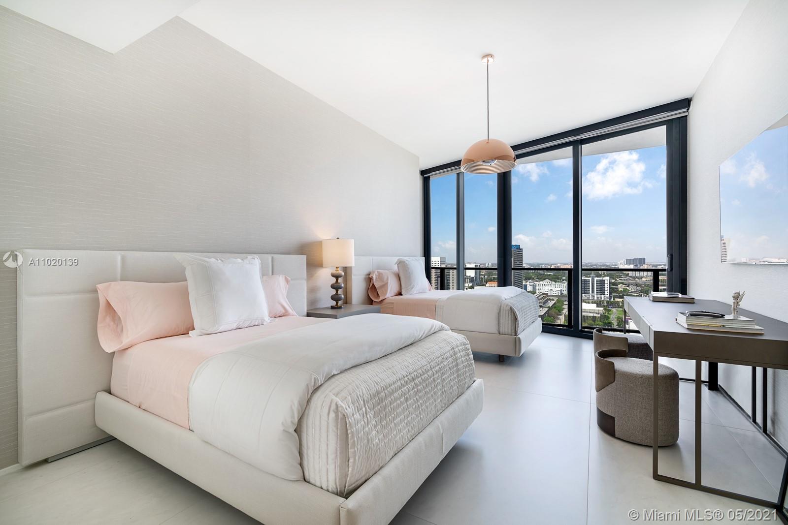 ONE THOUSAND MUSEUM CONDO - Residential