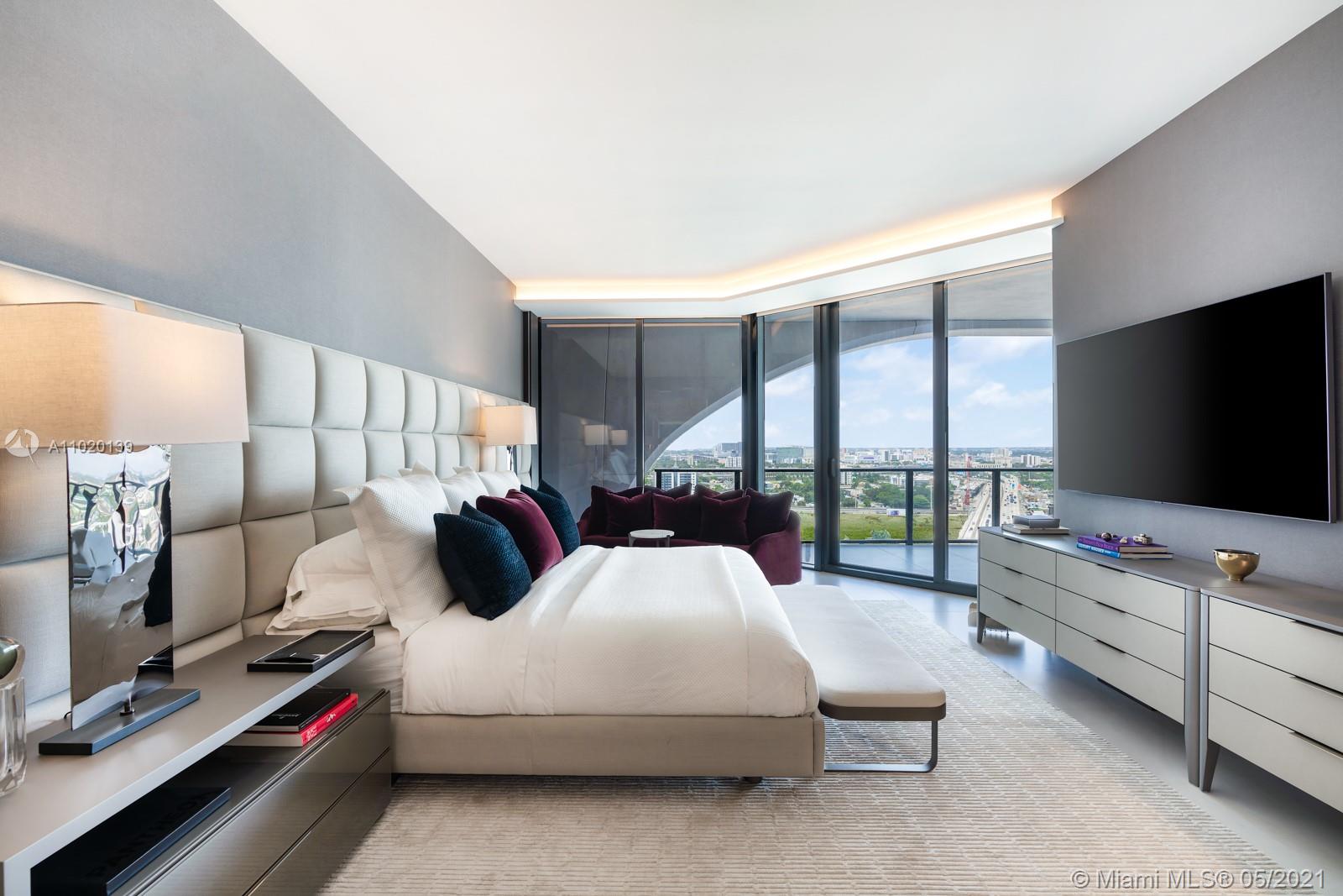 ONE THOUSAND MUSEUM CONDO - Residential