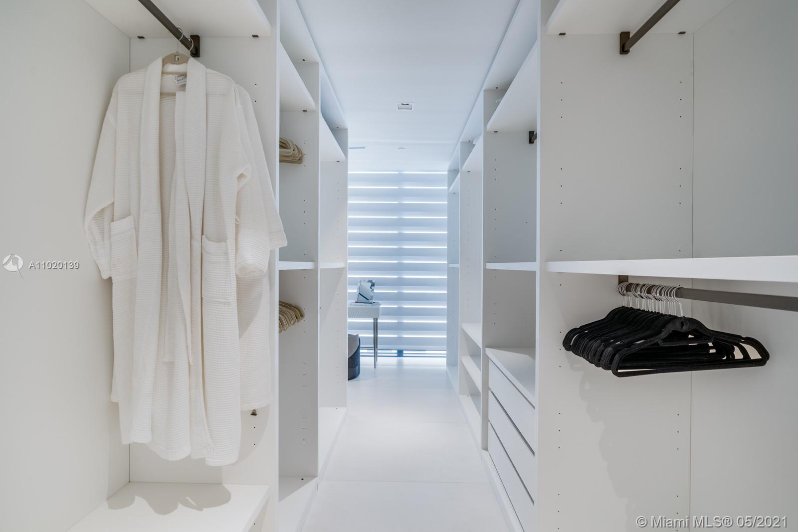 ONE THOUSAND MUSEUM CONDO - Residential