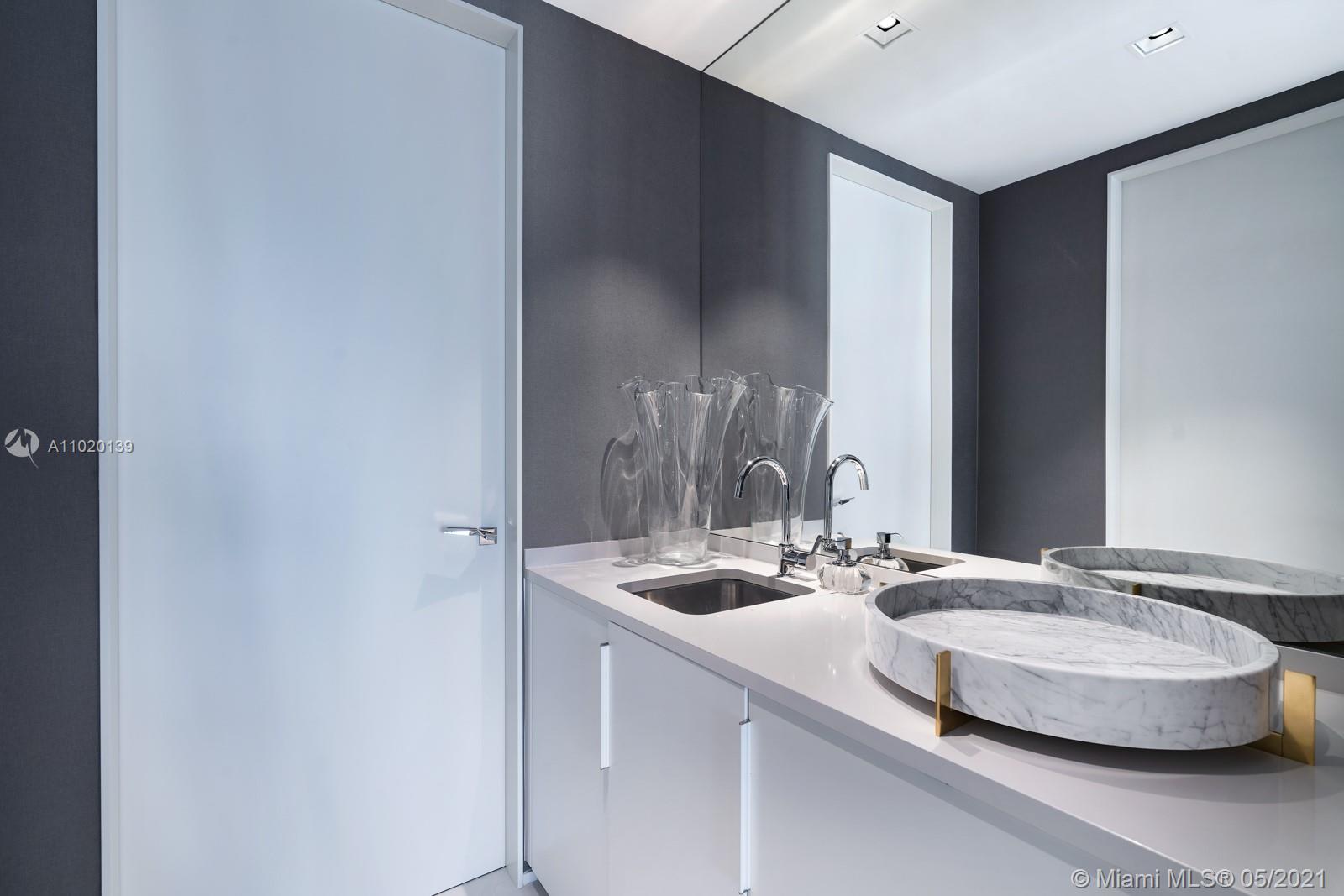 ONE THOUSAND MUSEUM CONDO - Residential