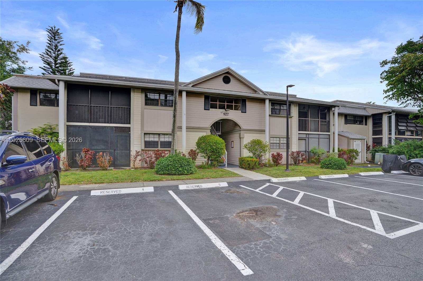 Carmel California Club - Residential