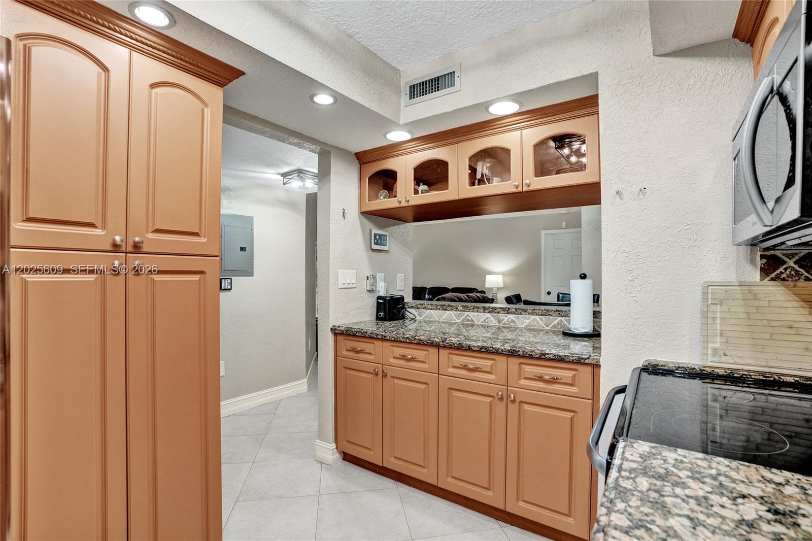Carmel California Club - Residential