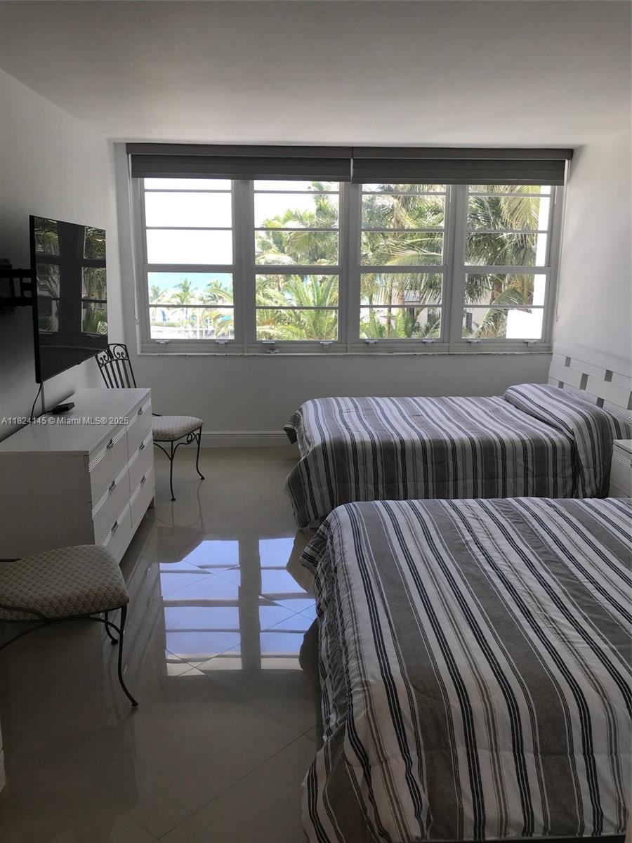 100 Lincoln Rd 521, Miami Beach, FL, 33139/$750,000 2 100 Lincoln Rd 521