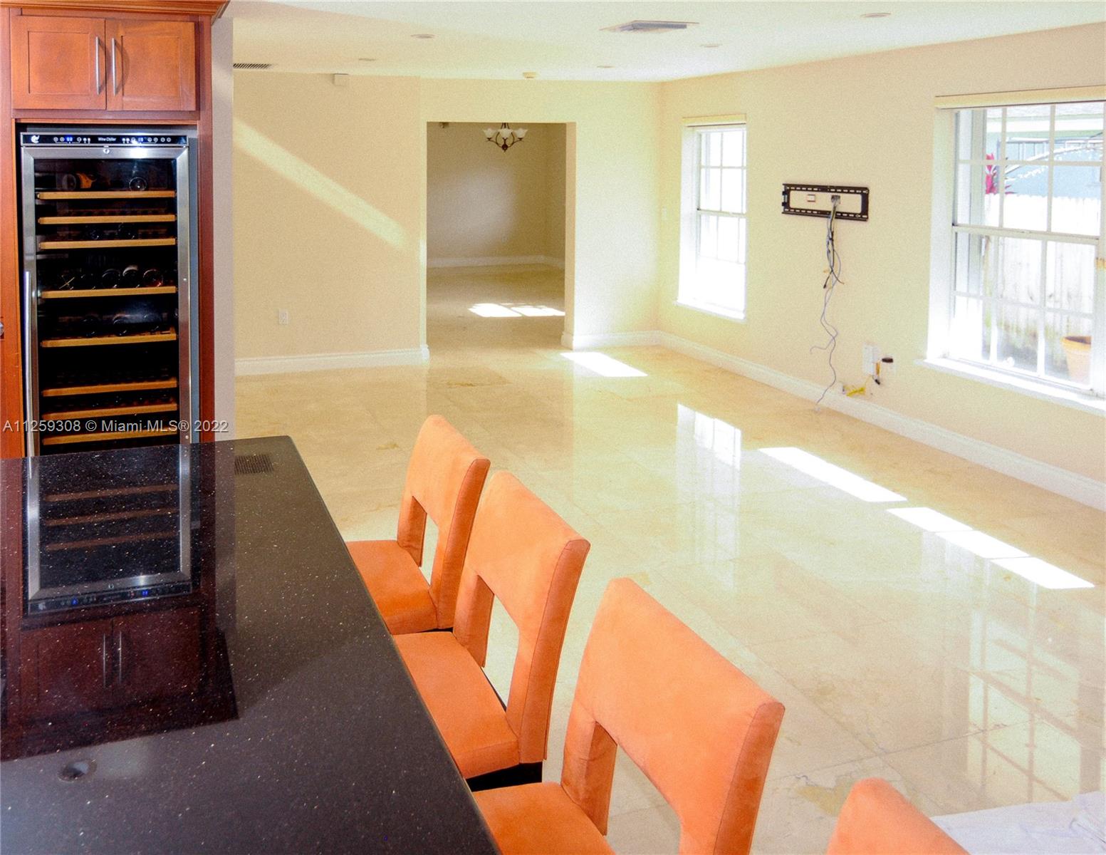 CORAL VILLAS REV - Residential Lease