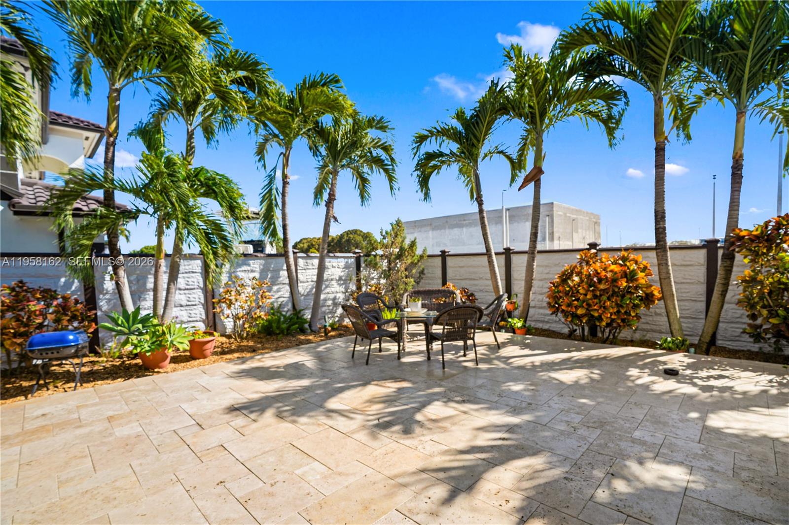 ISABIANCA ESTATES - Residential