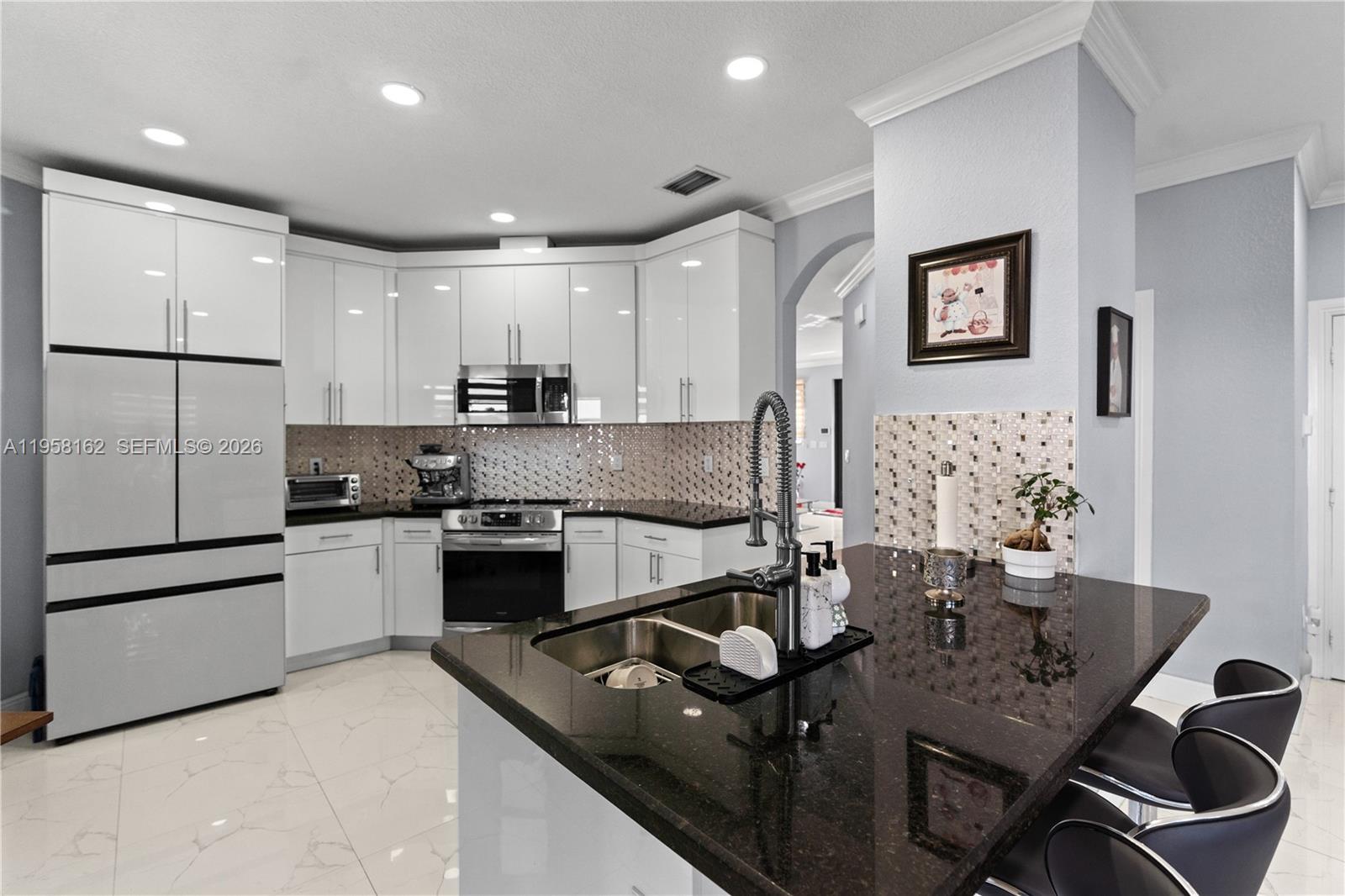 ISABIANCA ESTATES - Residential