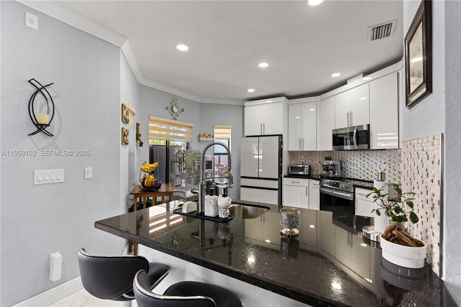 ISABIANCA ESTATES - Residential