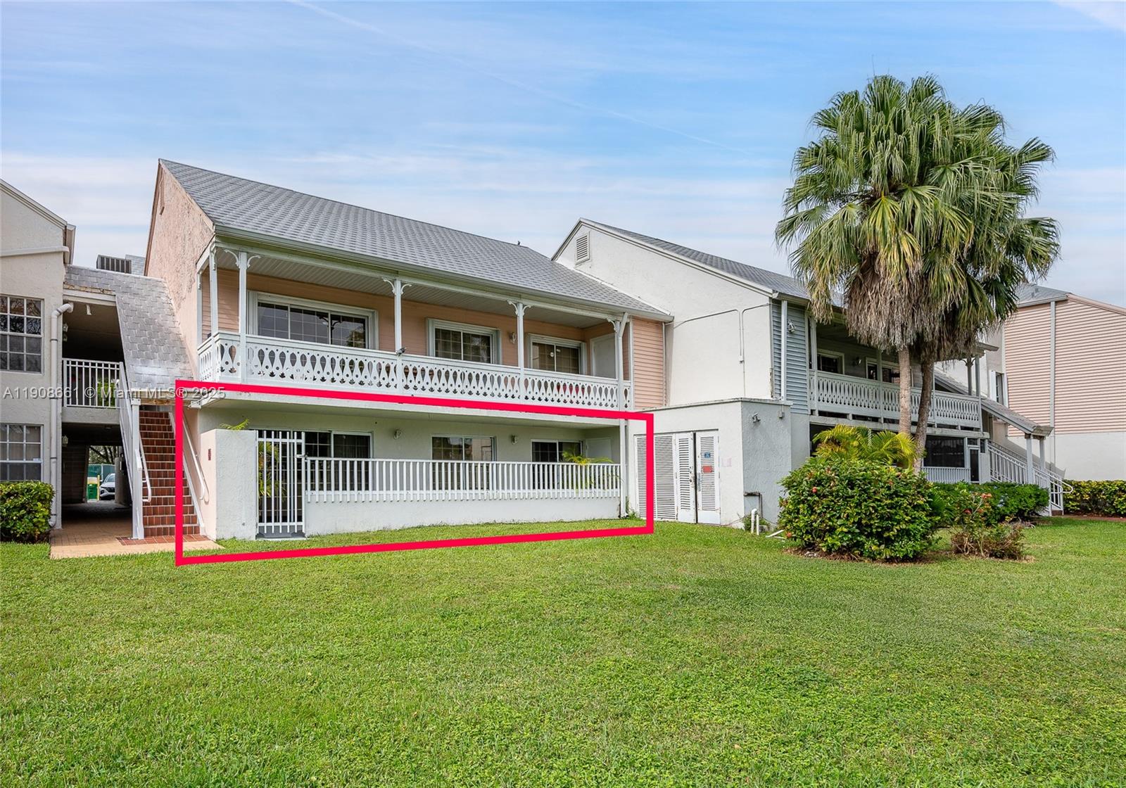 MAHOGANY KEY II CONDO - Residential