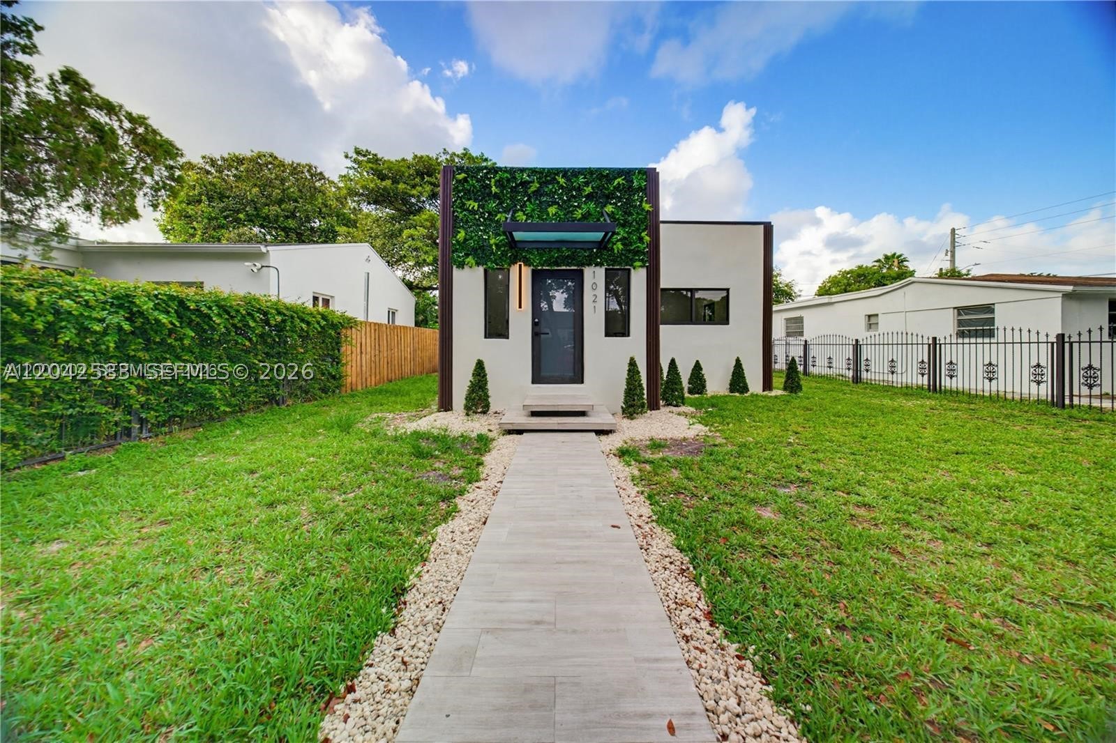 1021 NW 48th St