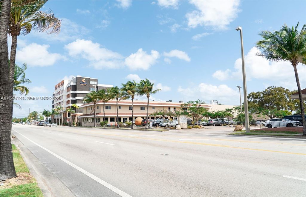 Photo of 236 N Federal Hwy #201, Dania Beach, FL 33004 (MLS # A11940123)