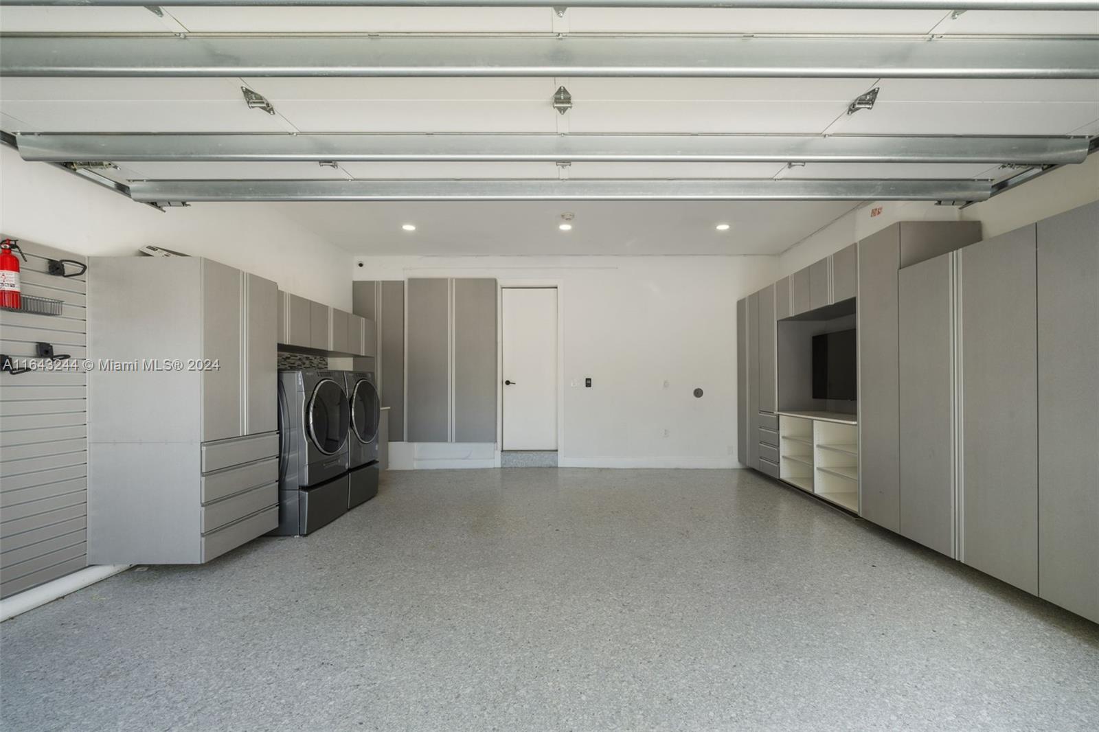 AVENTURA 9TH ADDN - Residential