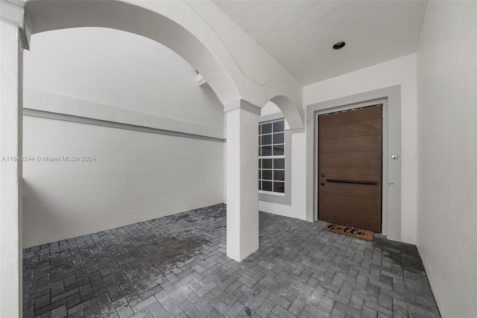 AVENTURA 9TH ADDN - Residential