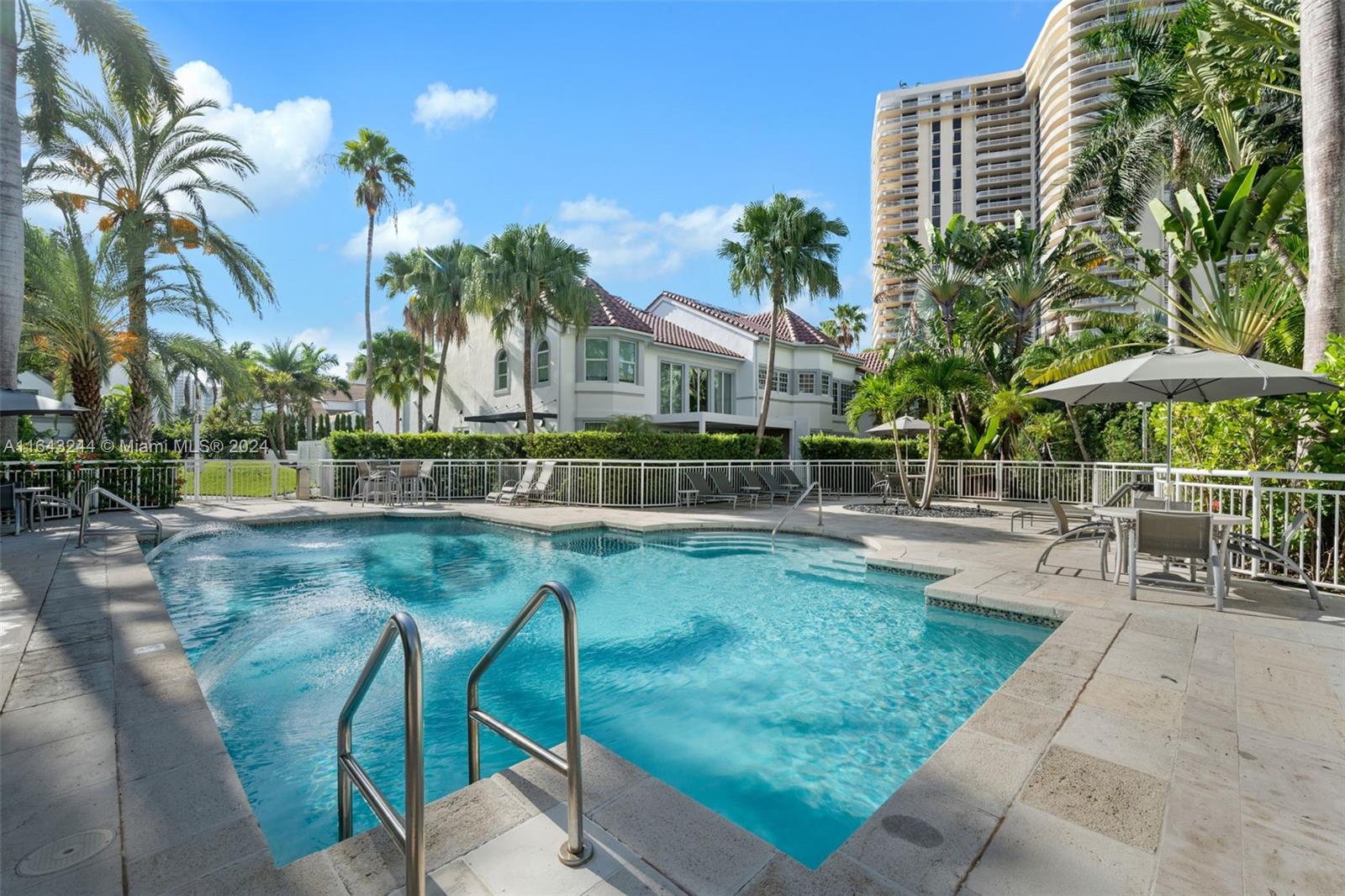 AVENTURA 9TH ADDN - Residential