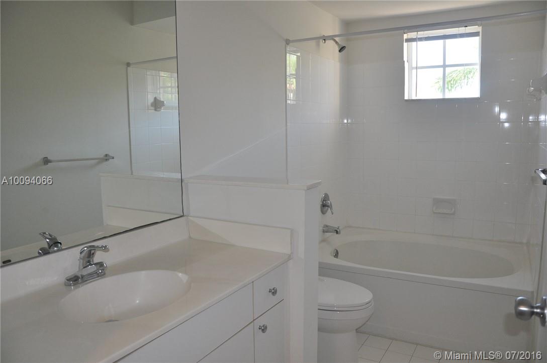 PORTO BELLAGIO CONDO - Residential Lease