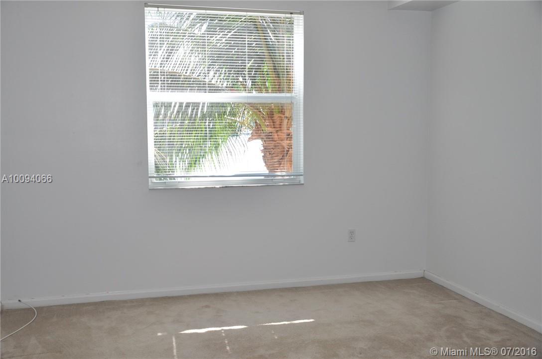 PORTO BELLAGIO CONDO - Residential Lease