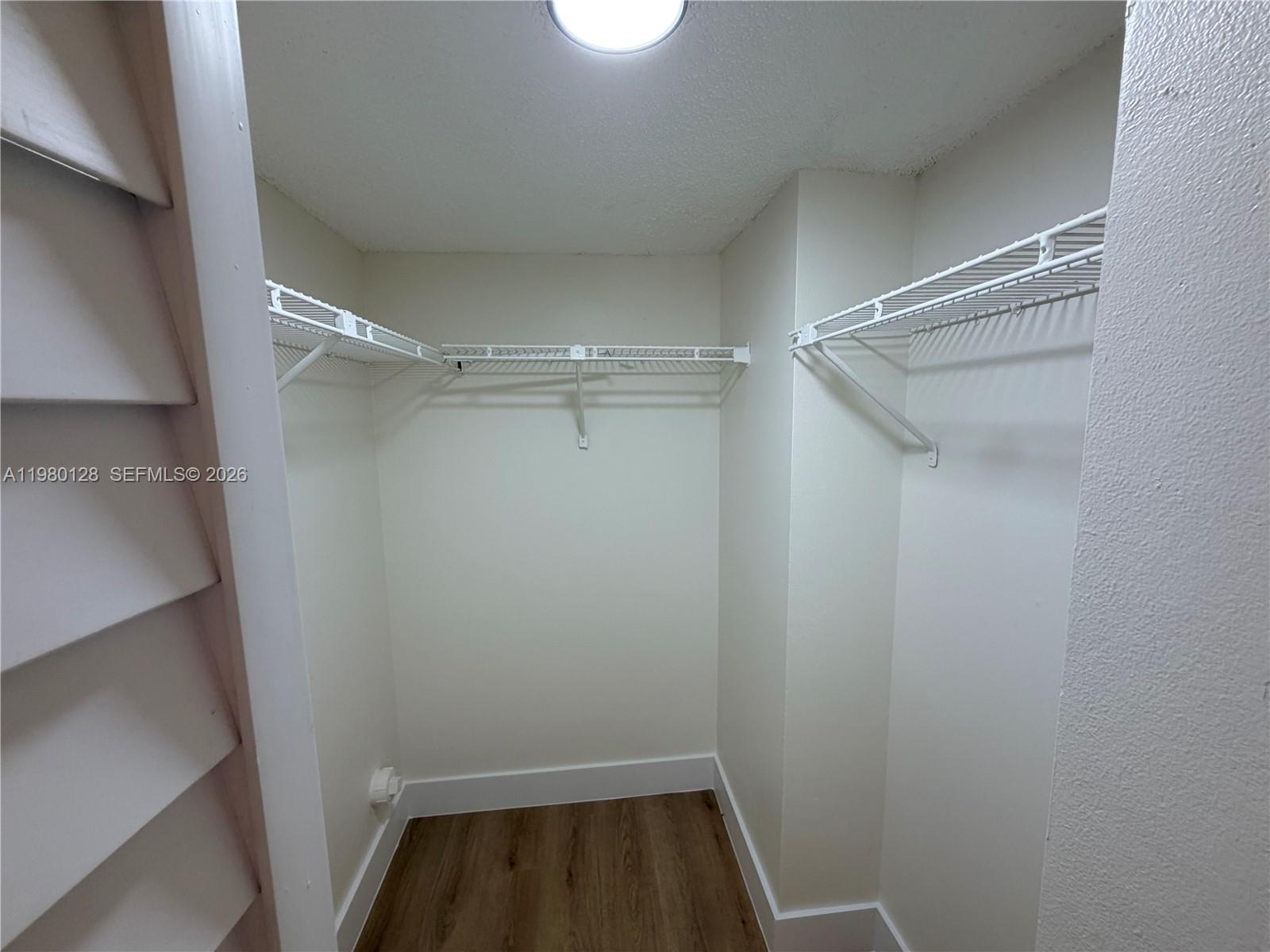 TOWNHOUSE VILLAGE CONDO - Residential Lease