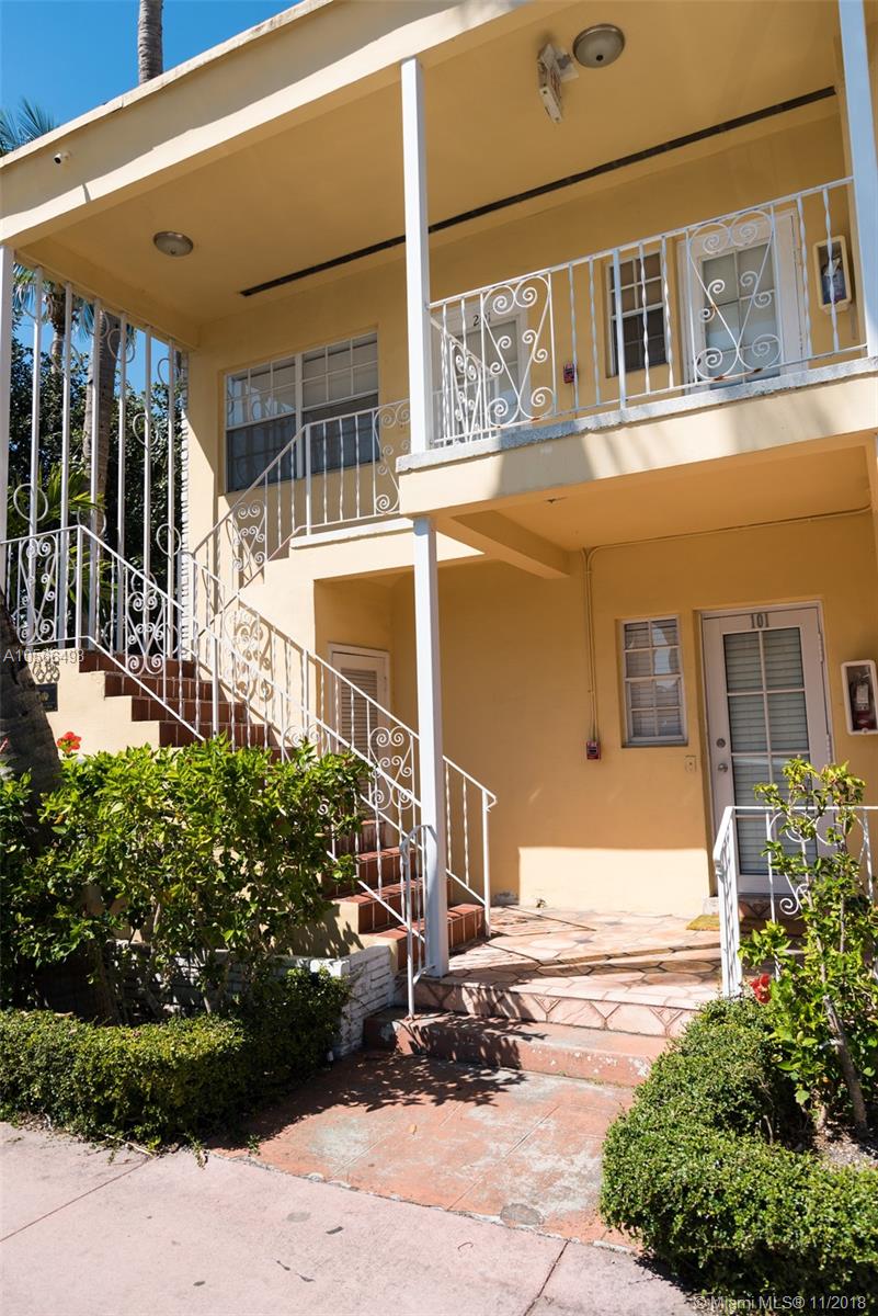 EIGHT PALMS CONDO - Residential Lease