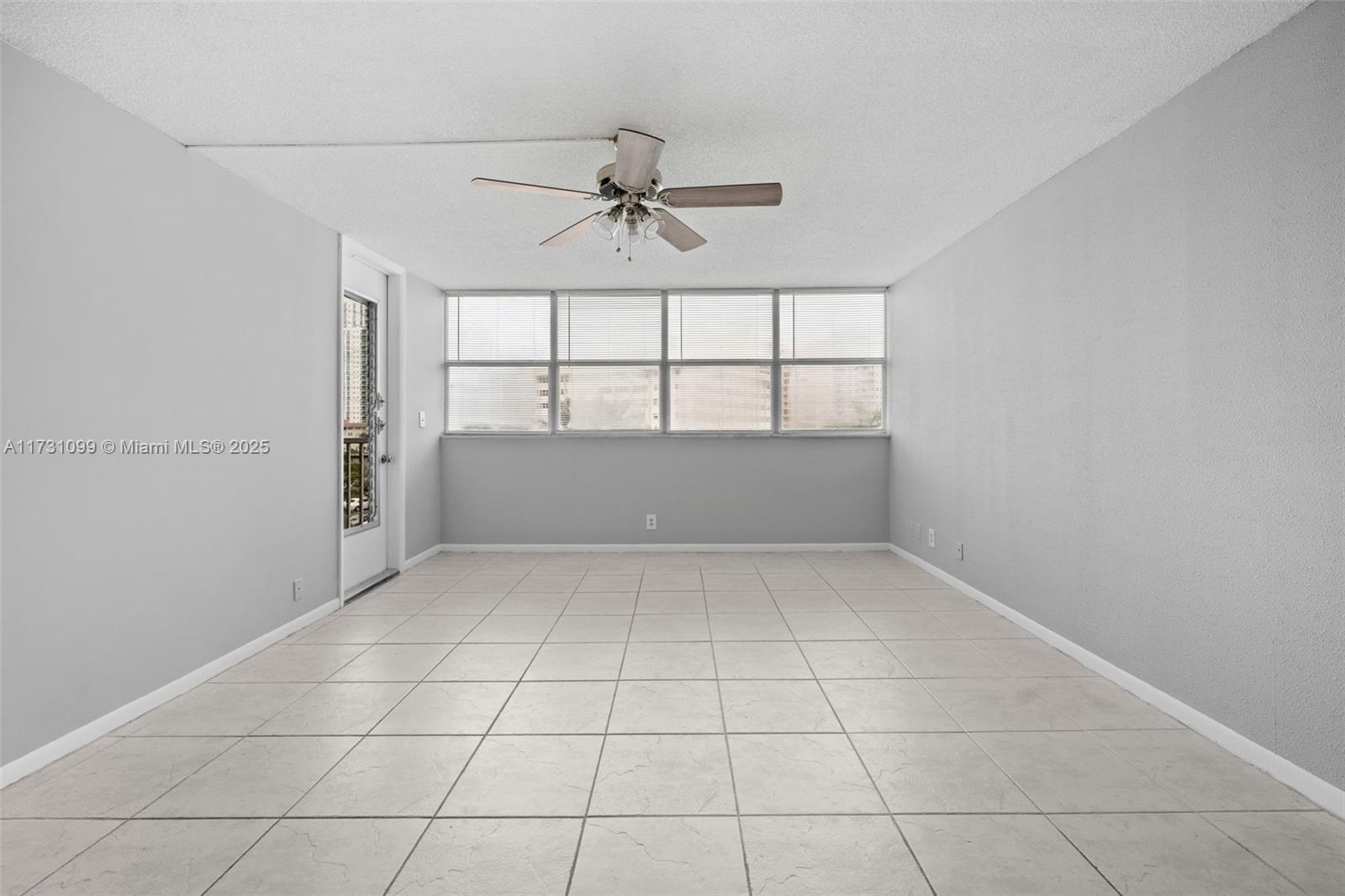LAKE POINT TOWER CONDOMIN - Residential