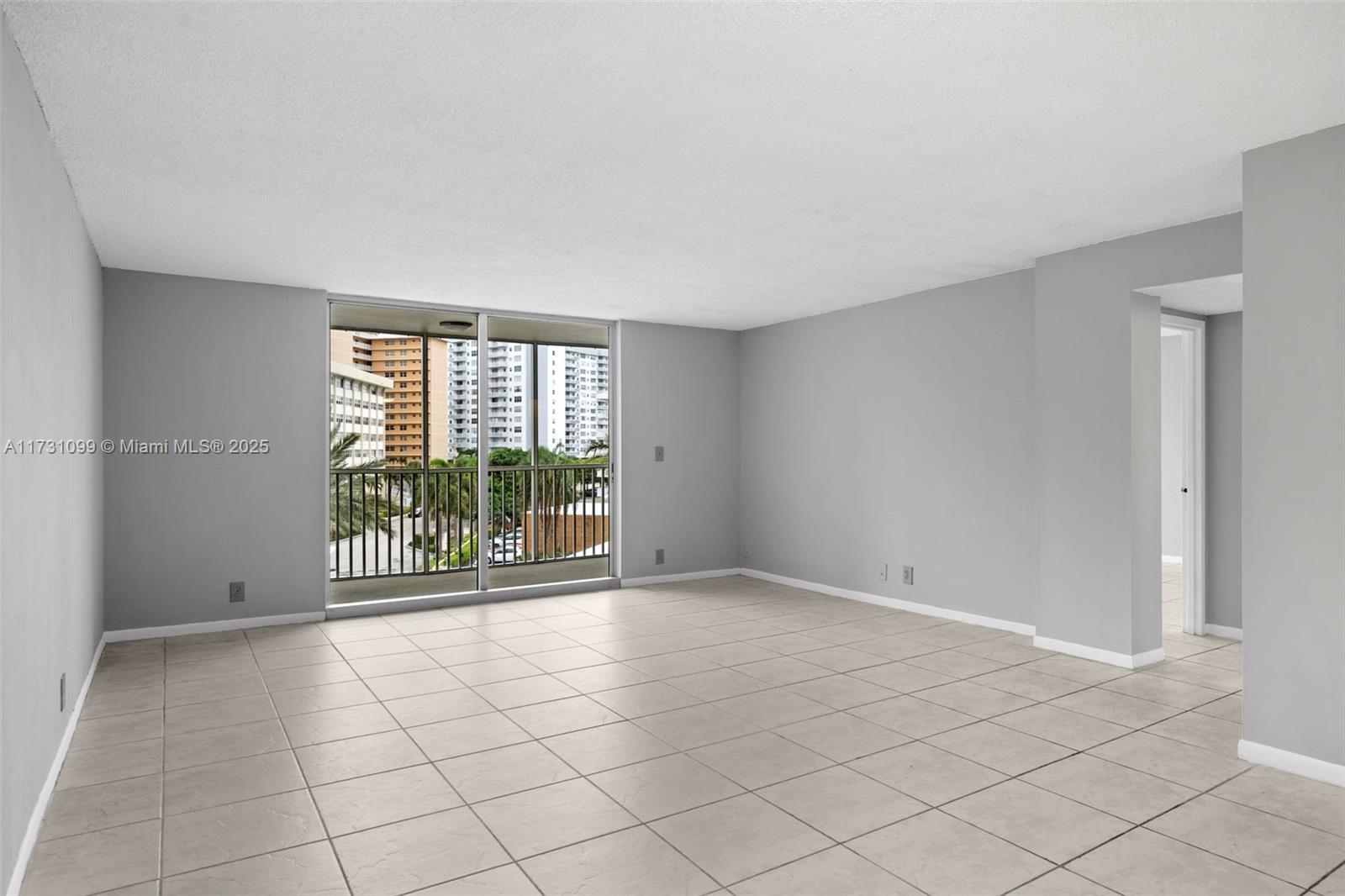 LAKE POINT TOWER CONDOMIN - Residential