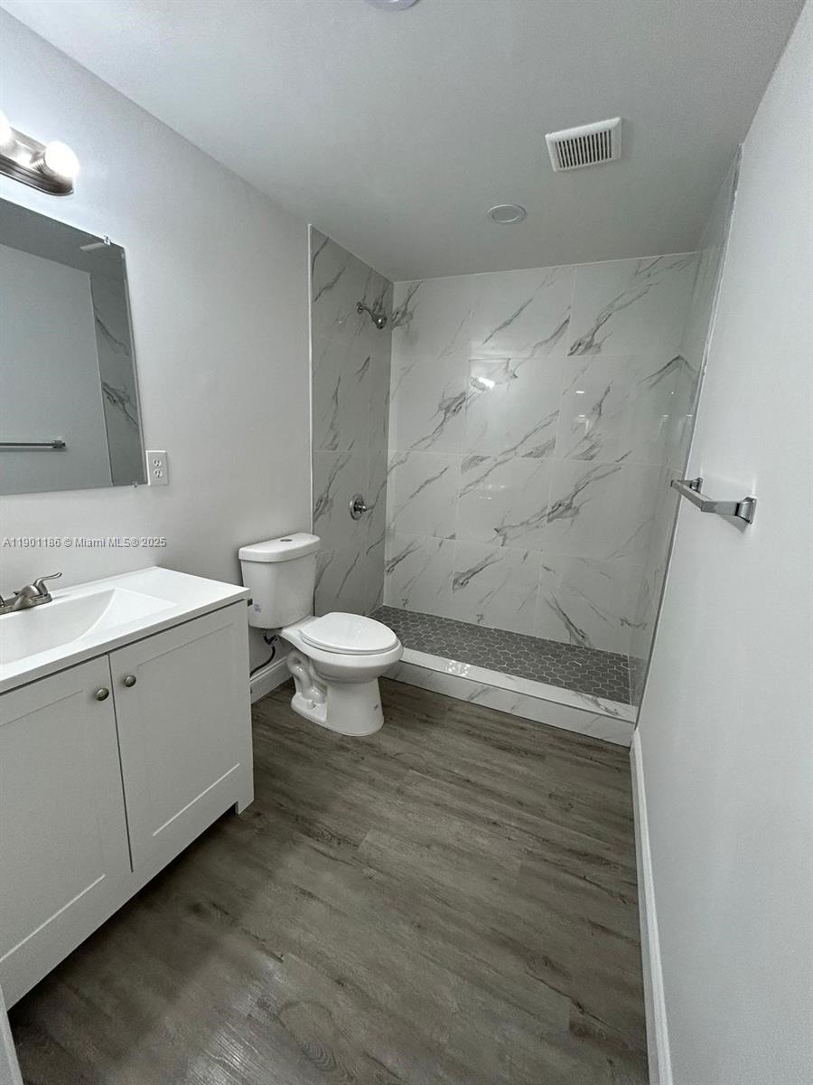 RICHMOND HEIGHTS - Residential Lease