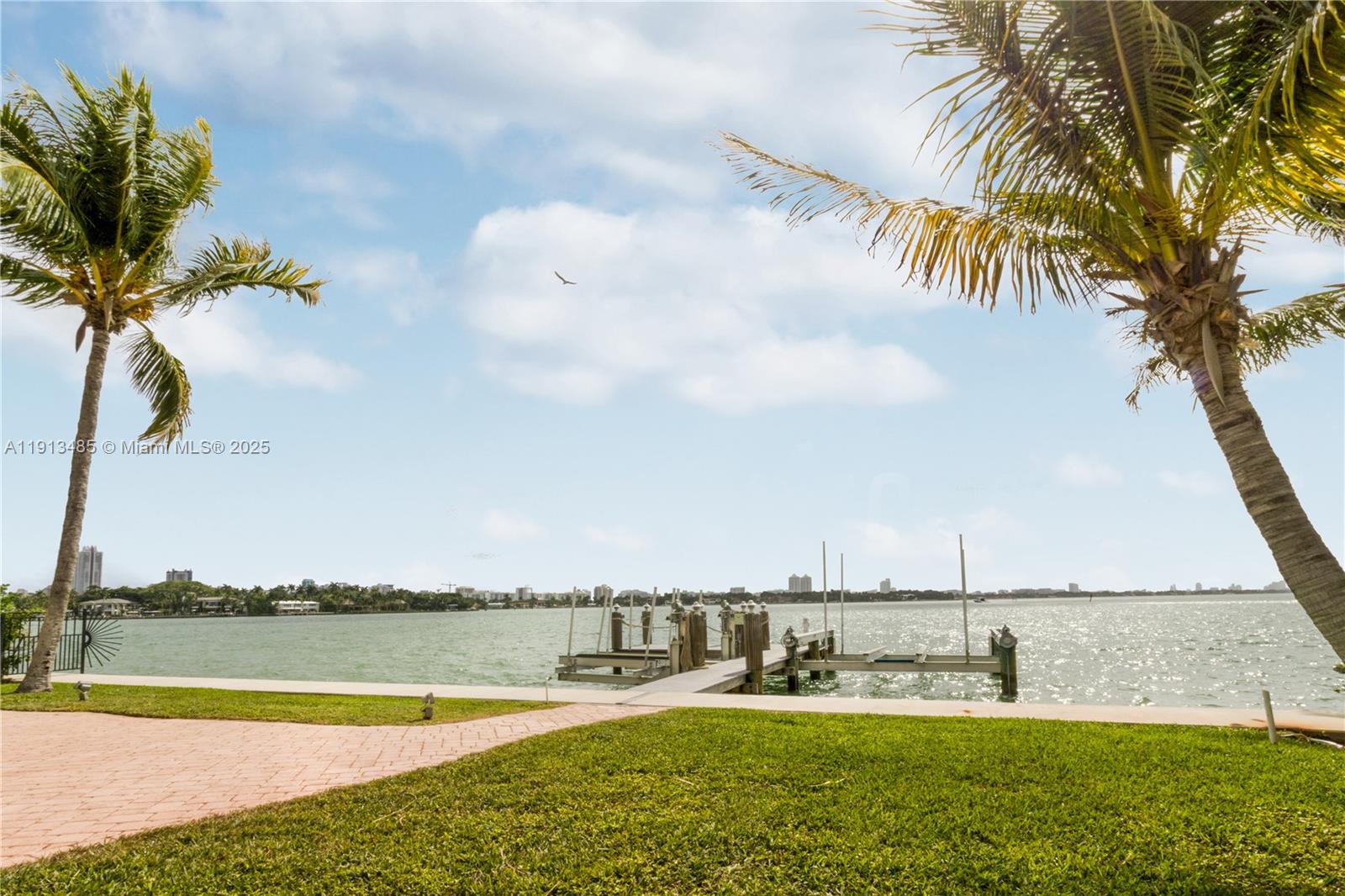 ISLE OF NORMANDY TROUVILL - Residential Lease