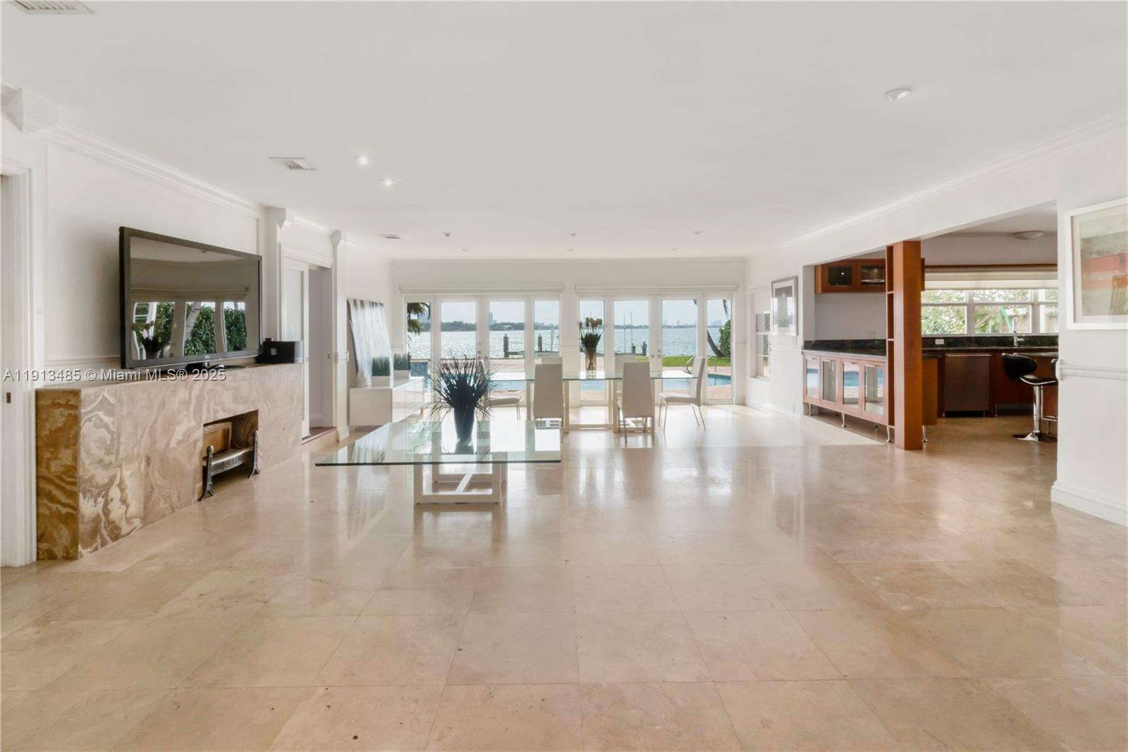 ISLE OF NORMANDY TROUVILL - Residential Lease