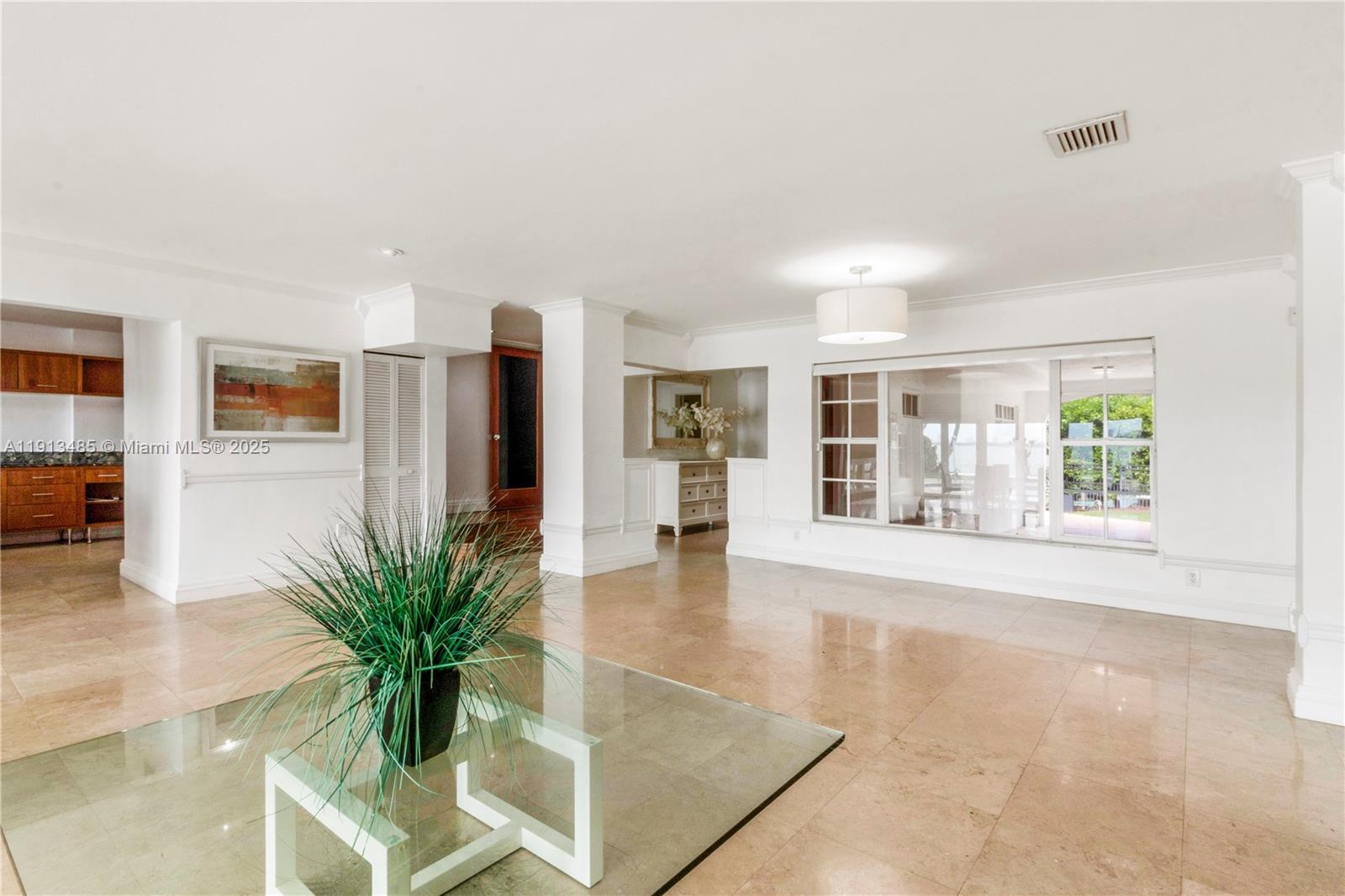 ISLE OF NORMANDY TROUVILL - Residential Lease