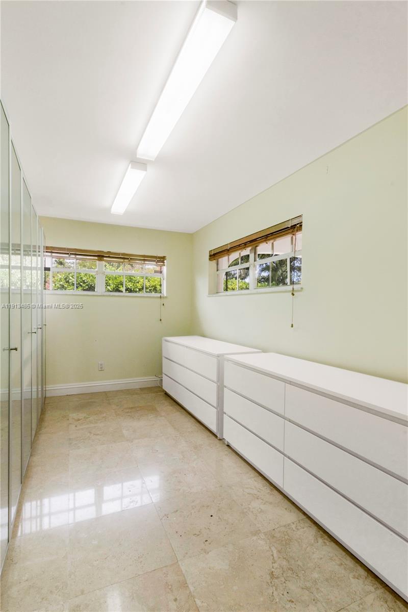 ISLE OF NORMANDY TROUVILL - Residential Lease