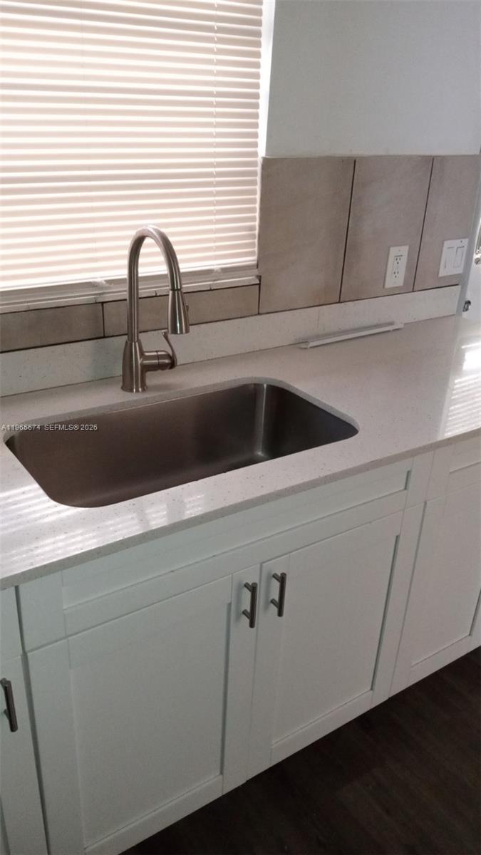 1841 Cleveland St 1-4