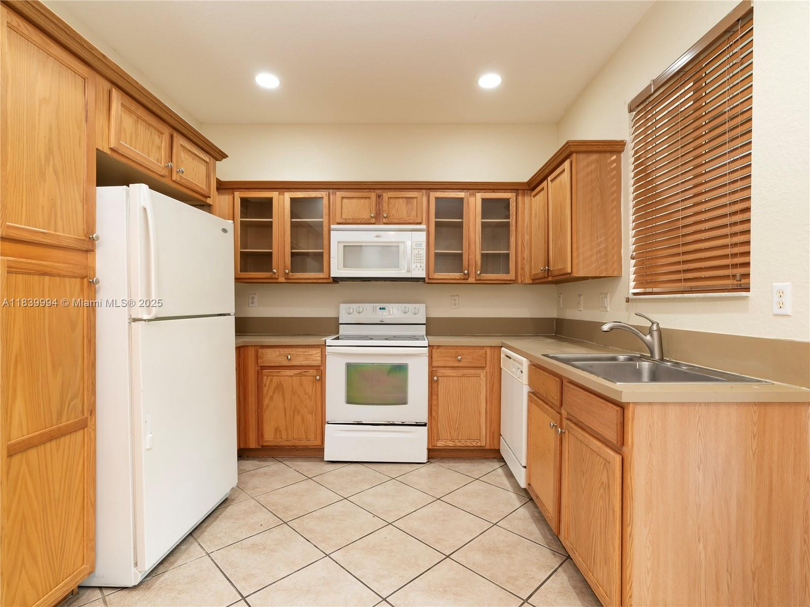 21213 NW 14th Pl 821