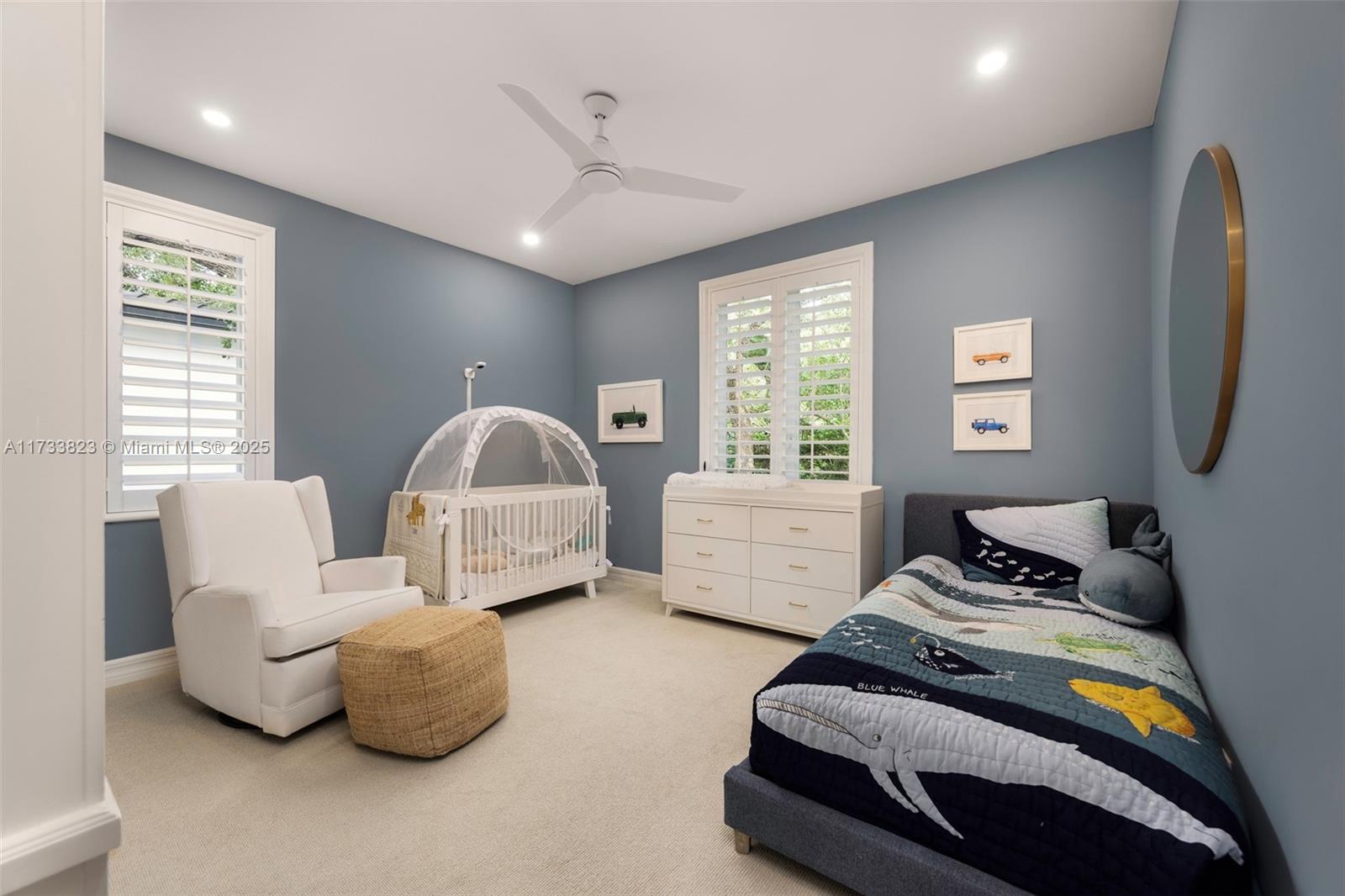 UNIVERSITY PLACE - Residential