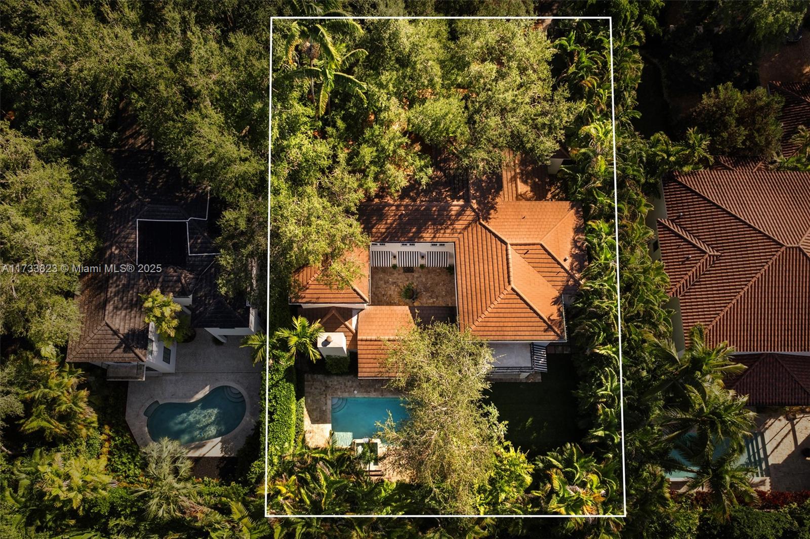 UNIVERSITY PLACE - Residential