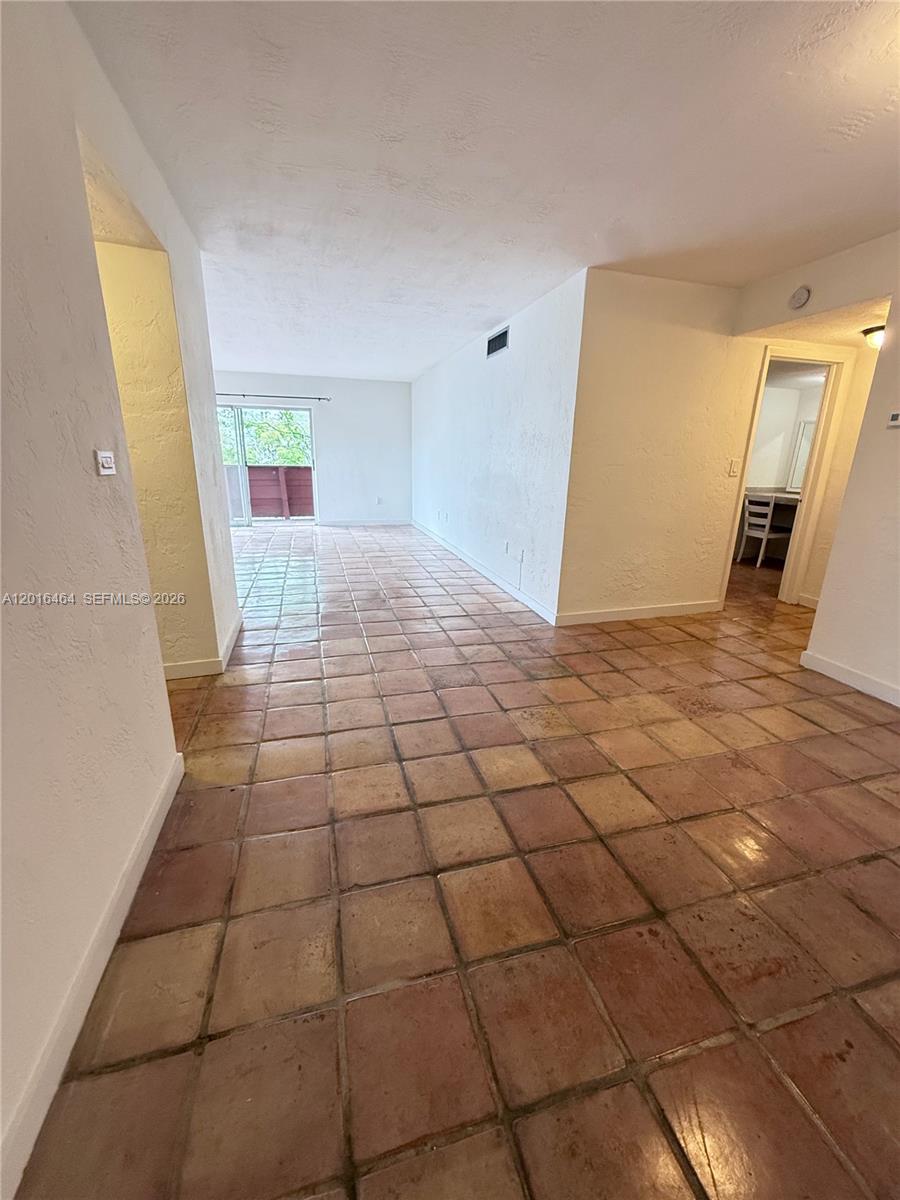 VILLA CAPRI CONDO - Residential Lease