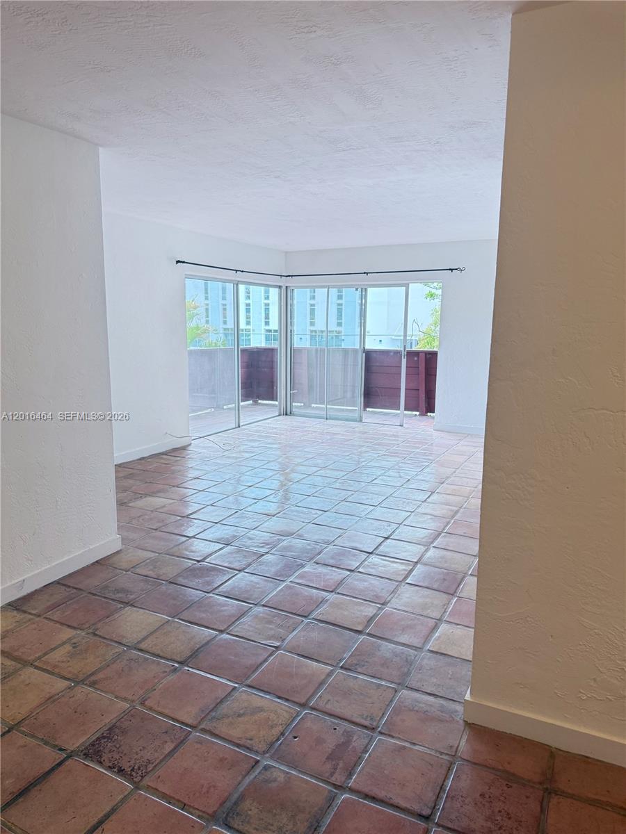 VILLA CAPRI CONDO - Residential Lease