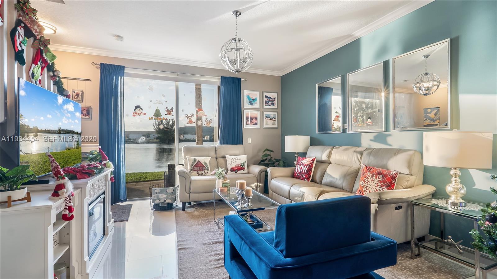 CRYSTAL LAKE 2ND SEC - Residential