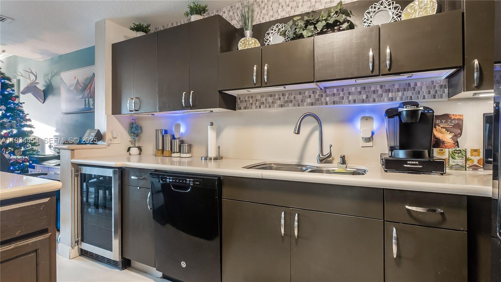 CRYSTAL LAKE 2ND SEC - Residential