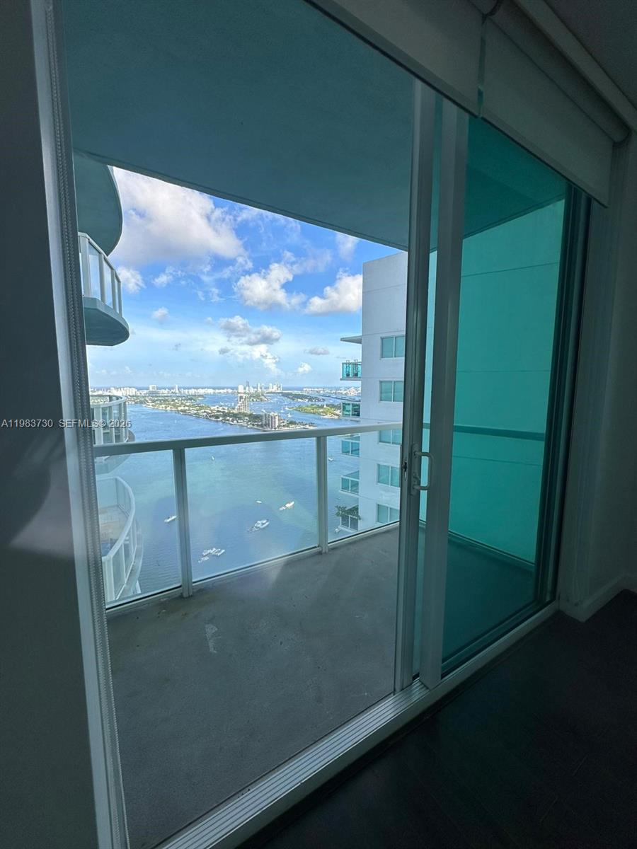 QUANTUM ON THE BAY CONDO - Residential