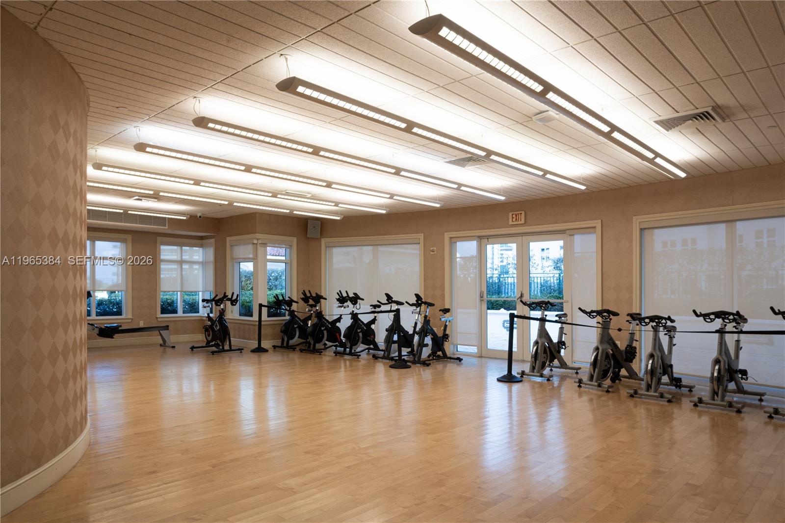 TURNBERRY VLG NO TOWER CO - Residential