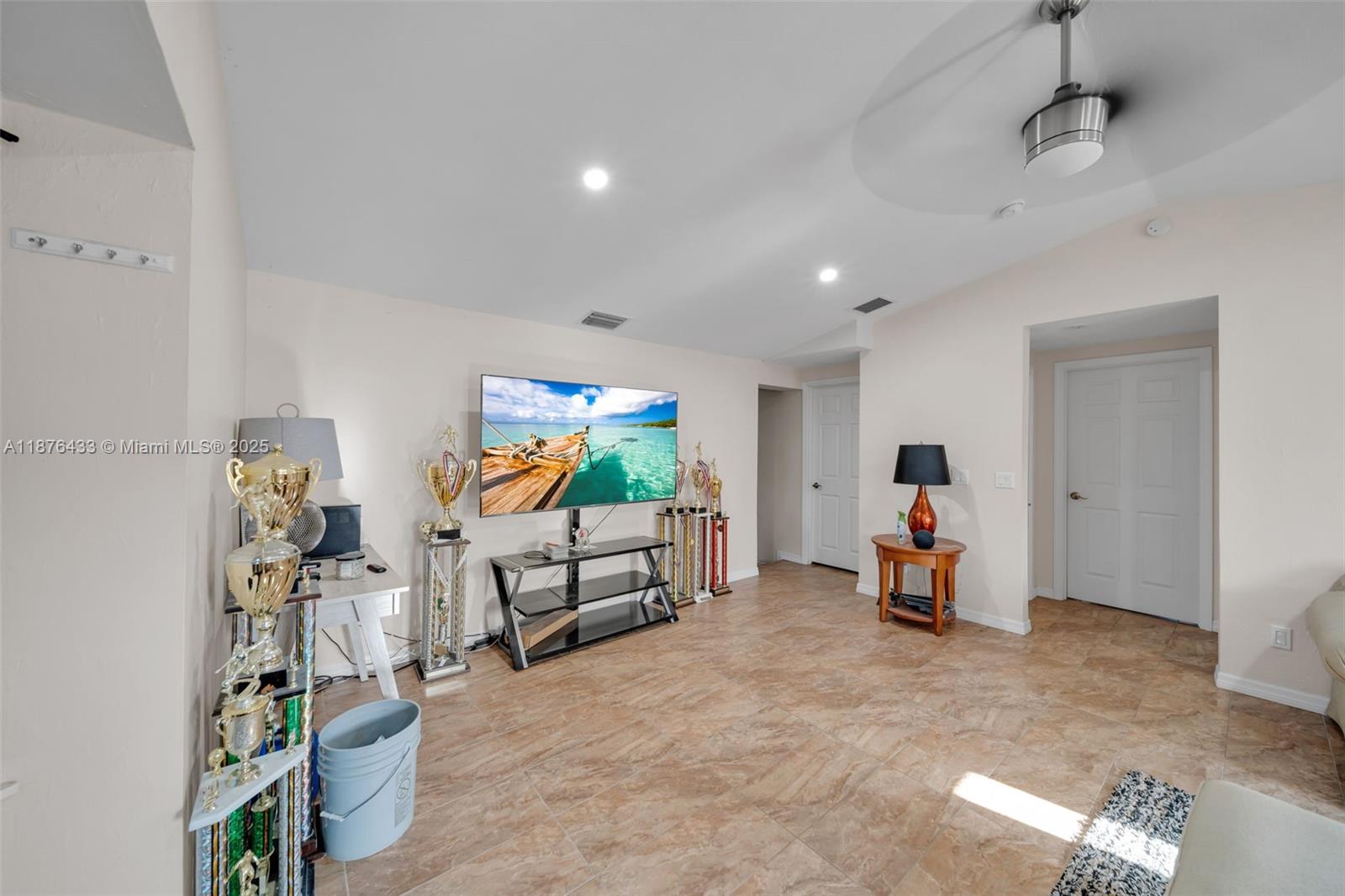 BUCKINGHAM - Residential