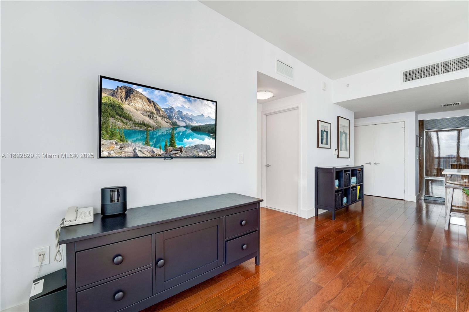 NORTH CARILLON BEACH COND - Residential Lease