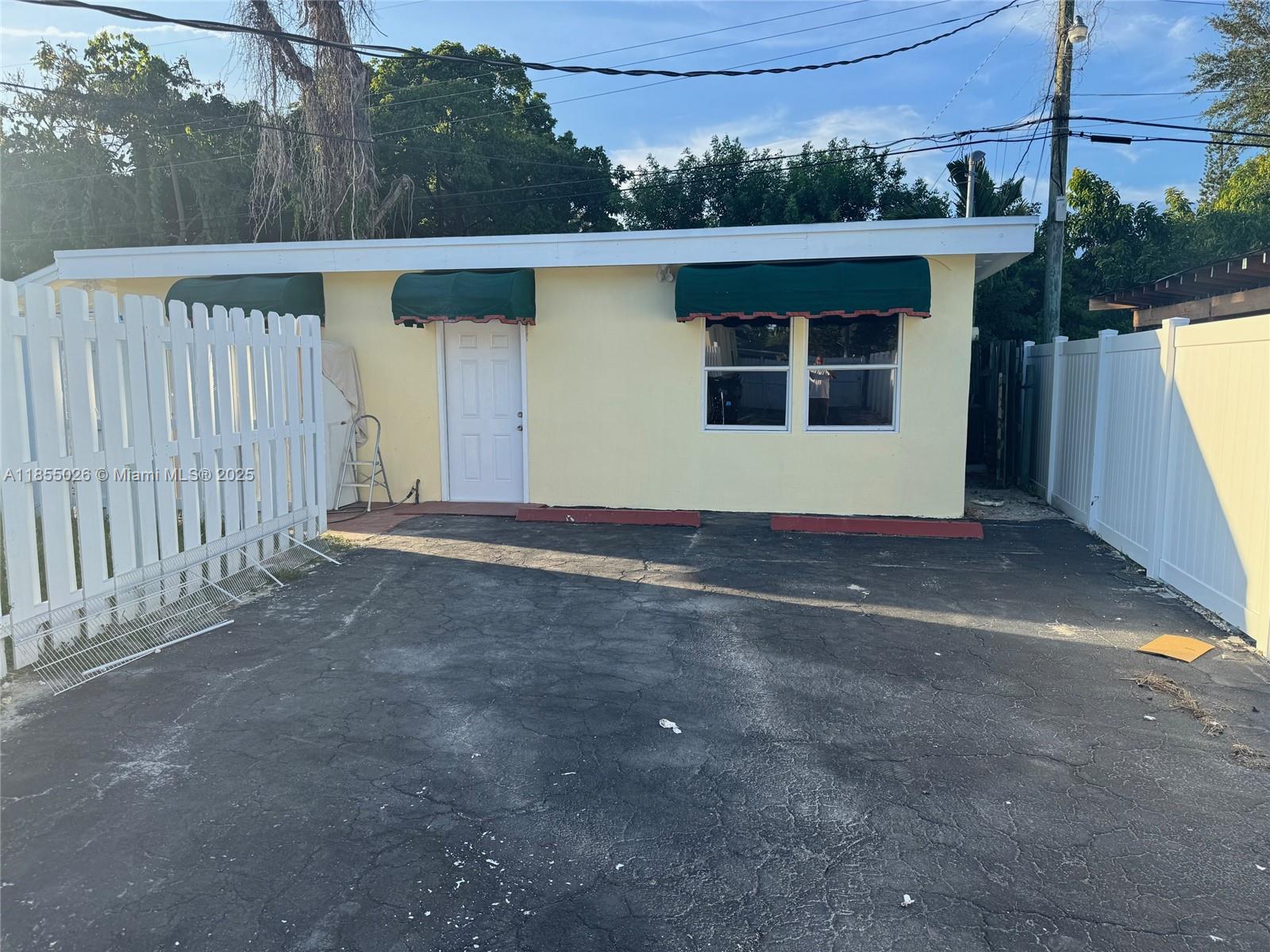 Completely remodeled unit ready to move in. Large living area with open floor plan. Central AC, washer and dryer in unit. Plenty of parking. Fast approval and ready to move in. Equal Housing opportunity.