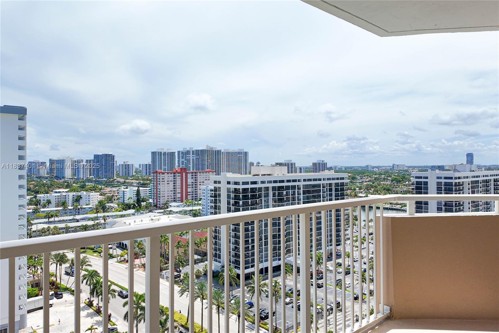 HEMISPHERES CONDO - Residential Lease