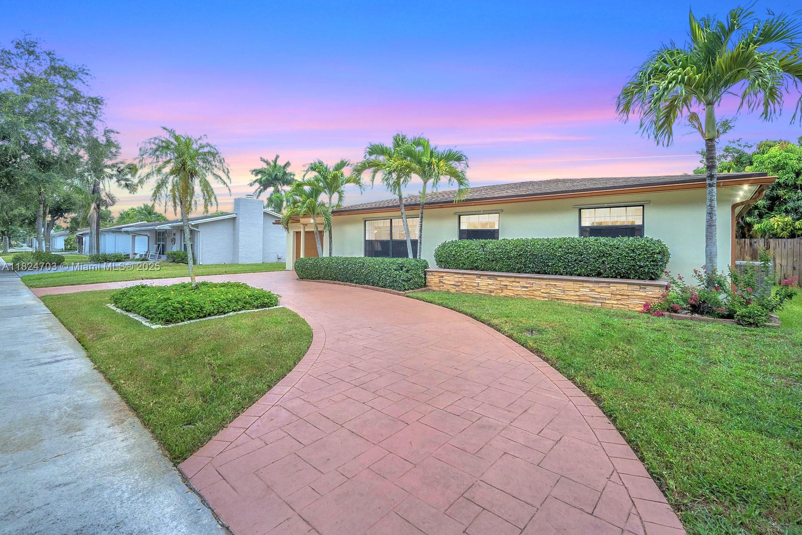 10421 SW 50th Pl