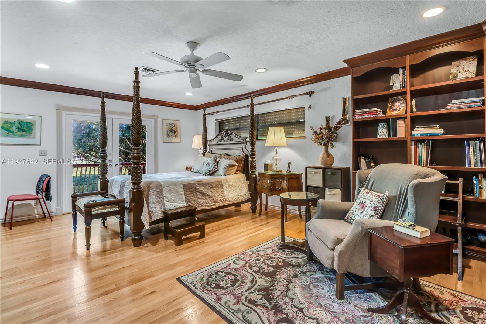 EVERGLADE SUGAR & LAND CO - Residential