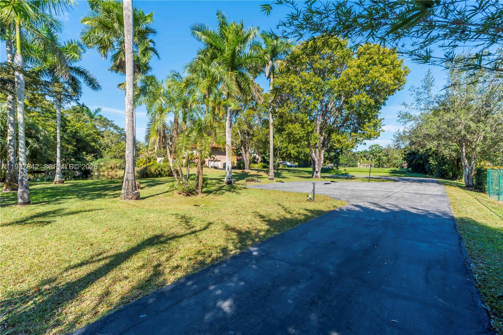 EVERGLADE SUGAR & LAND CO - Residential