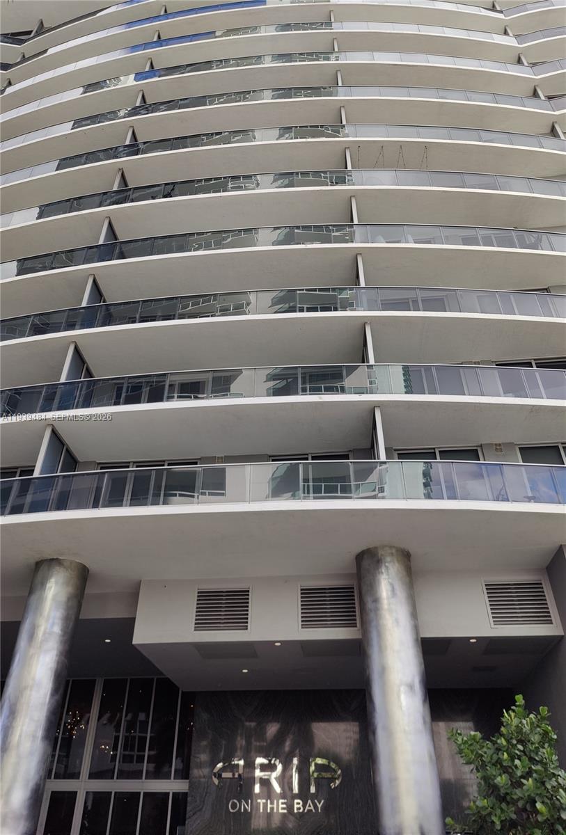 ARIA ON THE BAY CONDO - Residential Lease