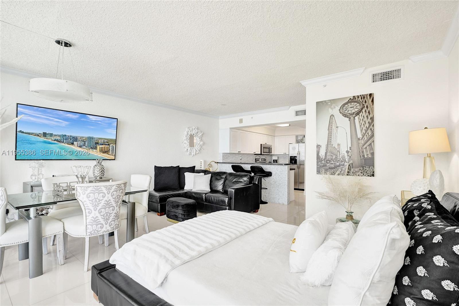 WAVE CONDO - Residential Lease